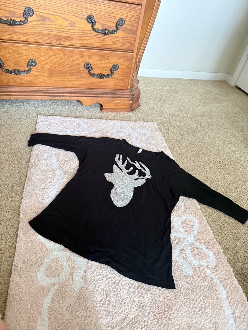 cezanne Black Kids Top with Silver Glitter Reindeer NWOT super cute! XL (12-14)